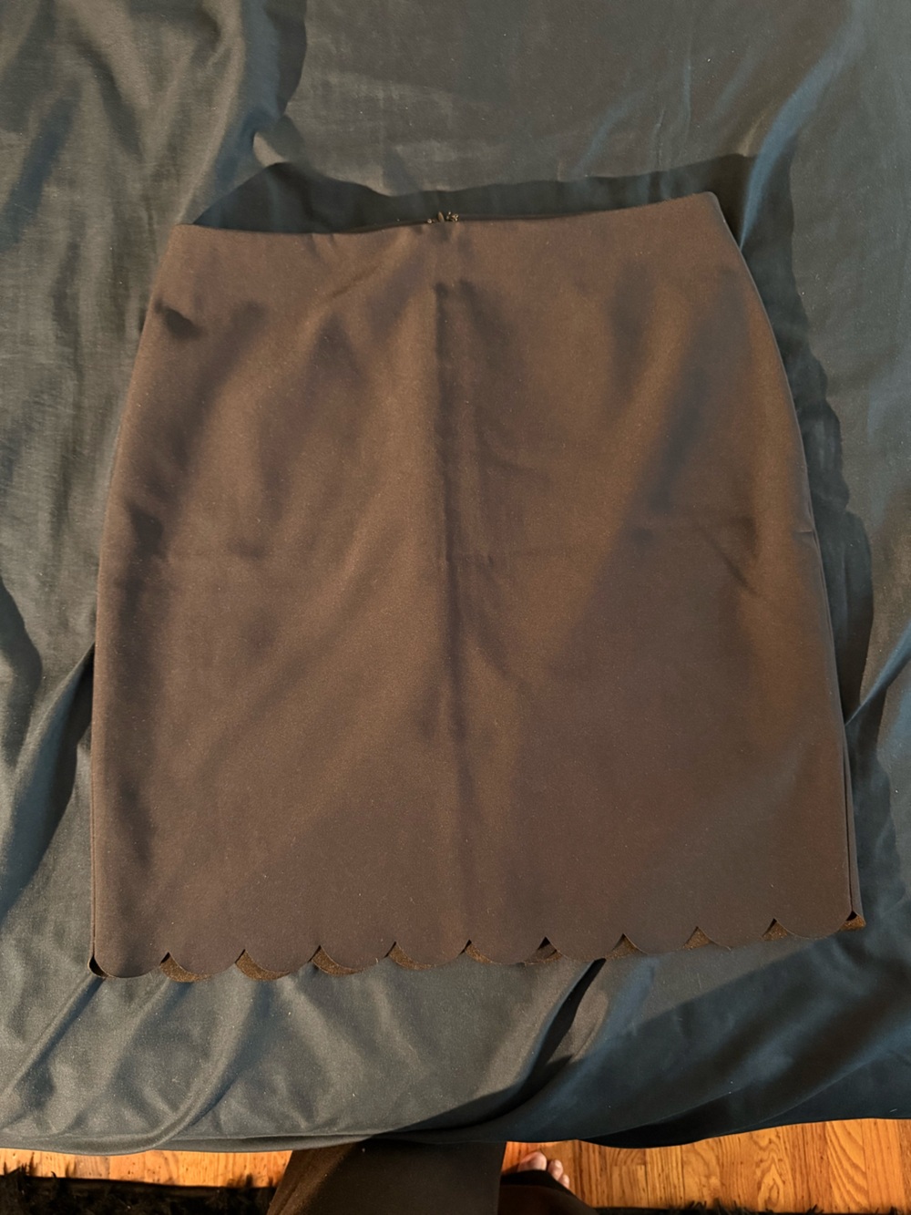 Banana Republic Black Scalloped Hem Pencil Skirt